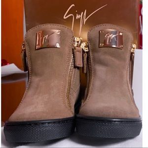Giuseppe Zanotti Jr camel suede-lined boots